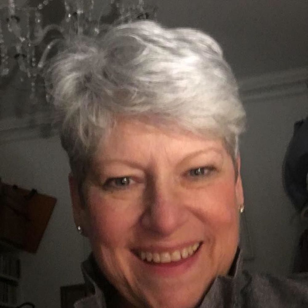 Meet your Posher, Julie